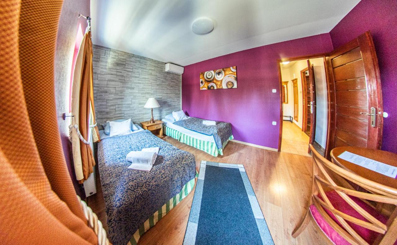 Borhotel Sziluett Farkasmály Gyöngyös Esterno foto