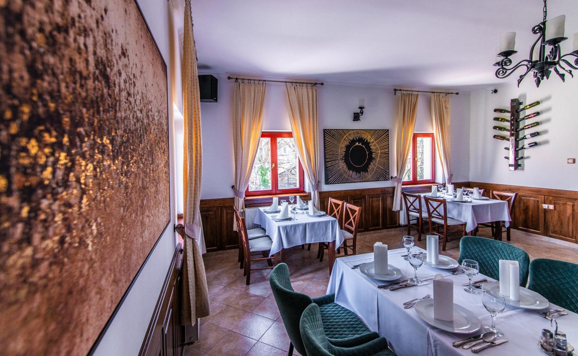 Borhotel Sziluett Farkasmály Gyöngyös Esterno foto