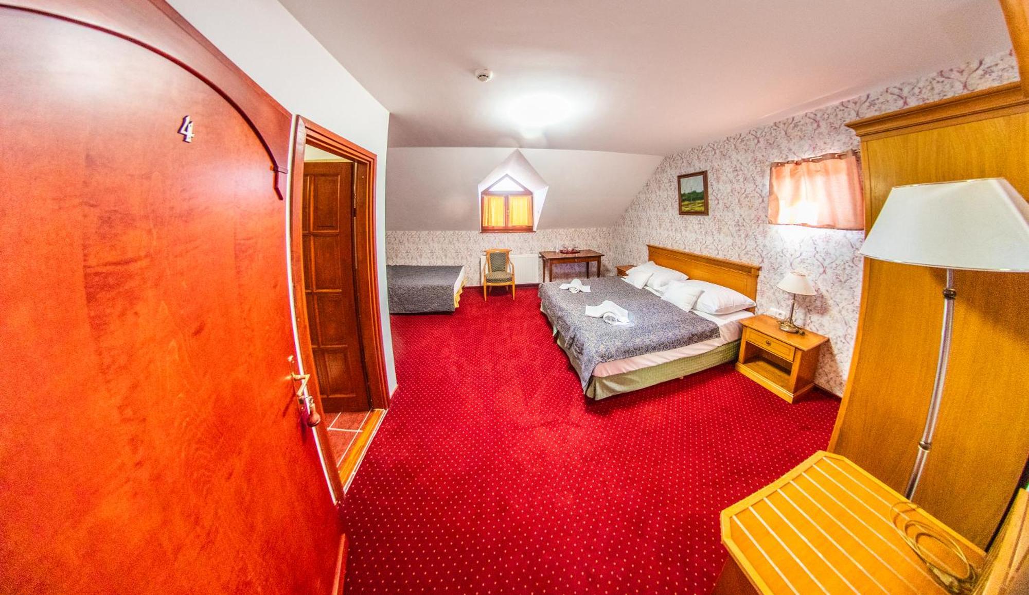 Borhotel Sziluett Farkasmály Gyöngyös Esterno foto