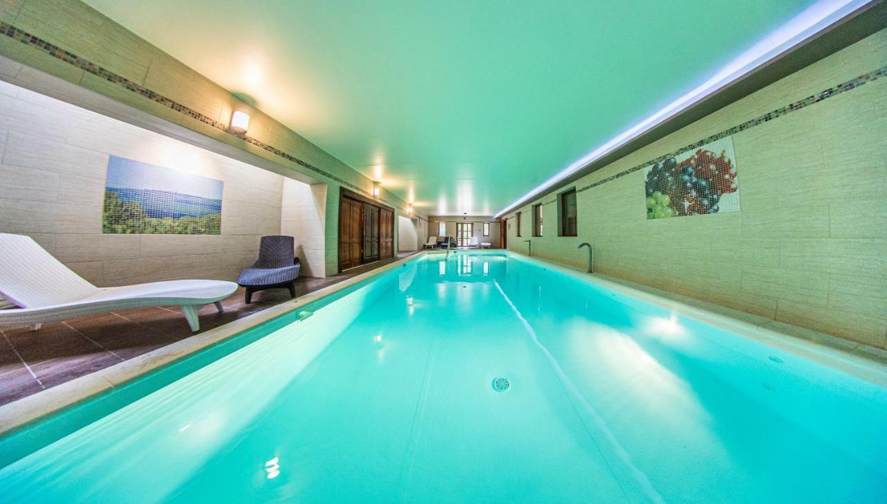 Borhotel Sziluett Farkasmály Gyöngyös Esterno foto